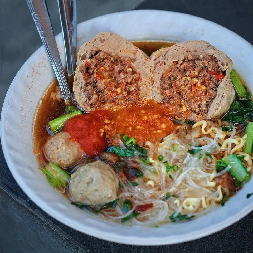 Bakso Vulkanik Bihun Level 5